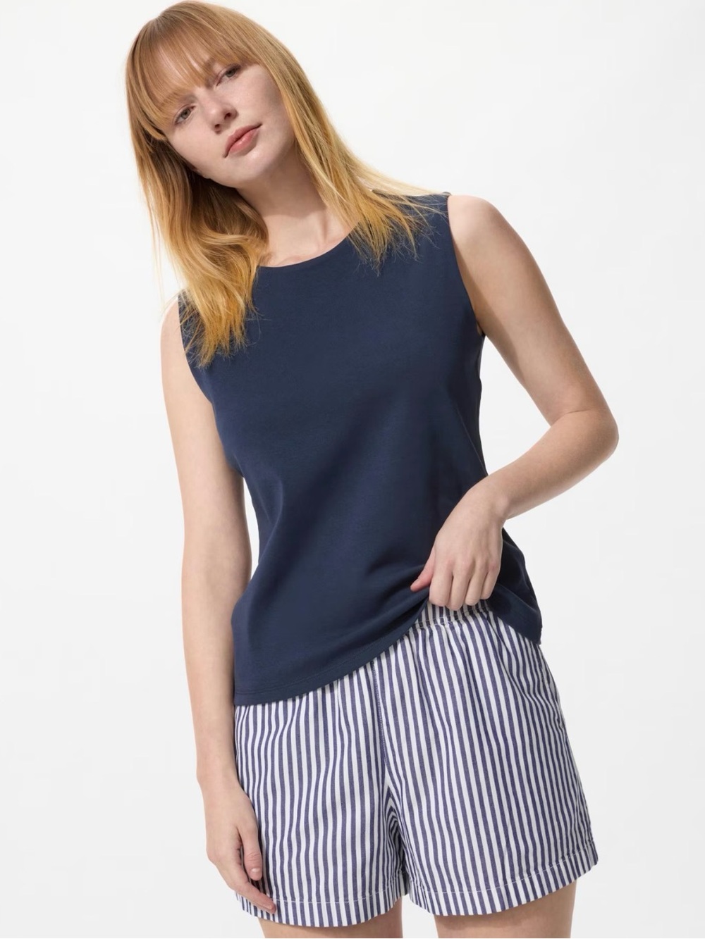 UNIQLO BLUE & WHITE STRIPED SHORTS Cotton RN 139864 Summer Vacay Comfy Size XL